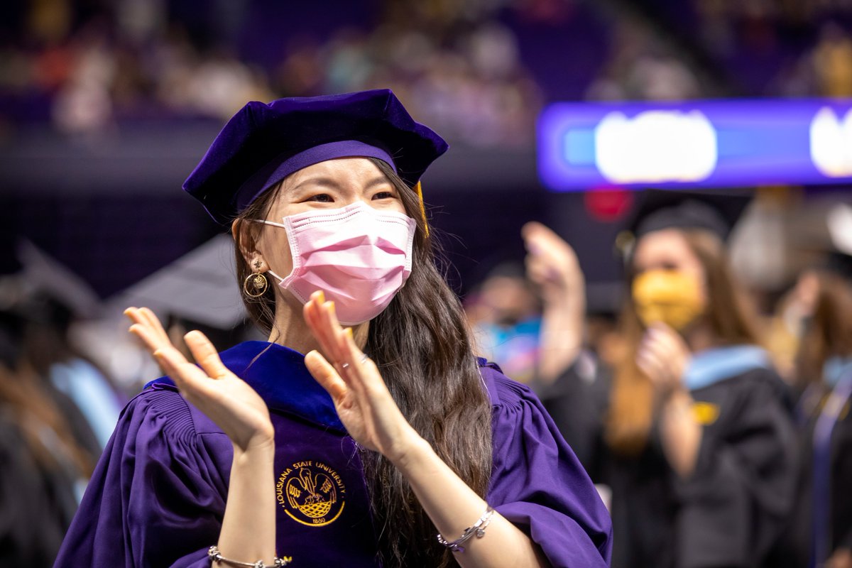 We are one week away from celebrating our #LSU21 summer graduates! 🎓💜💛 Ceremony info and guidelines: lsu.edu/commencement/c…