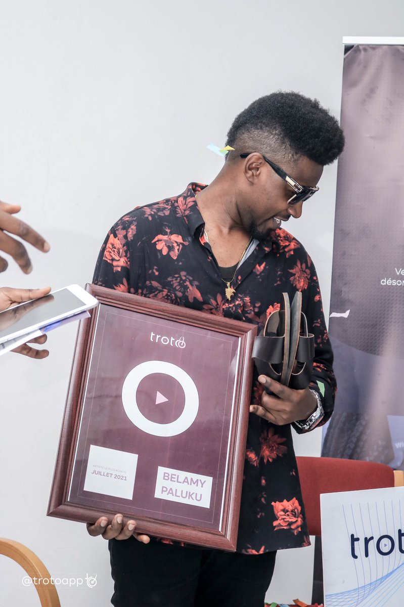 trotoapp's tweet photo. B E L A M Y P A L U K U
@BelazikLabel
Merci à tout le monde!
Continuez à acheter ses chansons sur Troto!
Troto est disponible ici https://t.co/UwRyo0qnlS
#Troto #BelamyPaluku #BelazikLabel #ArtisteWeekend #Mutoni https://t.co/EDxLkMdqx6