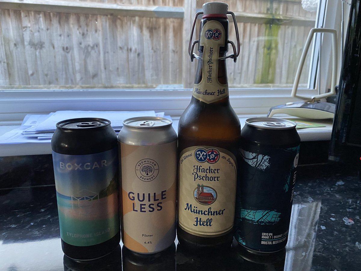 BeerPrimeUK's tweet image. Quick visit to @HopStopBeers #Reigate. Had a swift half of @PomonaIsland Phaedra, which was tasting very nice. Couple of tasters of @kernelbrewery Apricot Saison and @VerdantBrew Pigs All Day, and took away beers from #HackerPschorr @redwillowbrew @BoxcarBrwCo &amp;amp; @BrisBeerFactory!