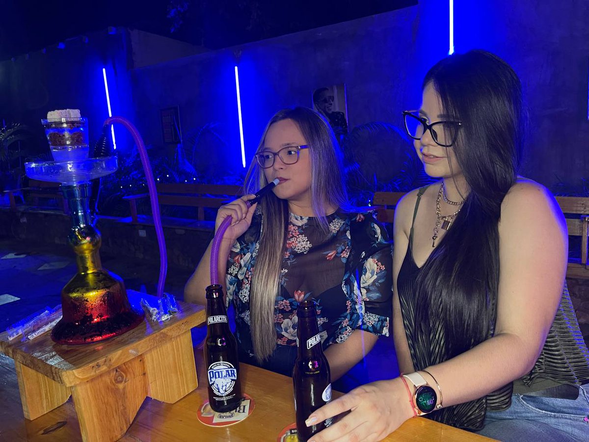 aandru_'s tweet photo. Noche de fotos 📸
📍 @eldrinkteam_ https://t.co/eJBRqfjSG9