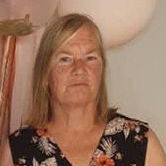 rtenews's tweet photo. Gardaí are seeking the public’s help in finding Elizabeth Burke, 61, who was last seen in Blanchardstown at 7am. She is 5’3”, of slim build with blonde hair, and last seen in a green raincoat, black leggings, and blue and pink trainers. Those with information can call 01 666 7000 https://t.co/S0Fj4BNecN