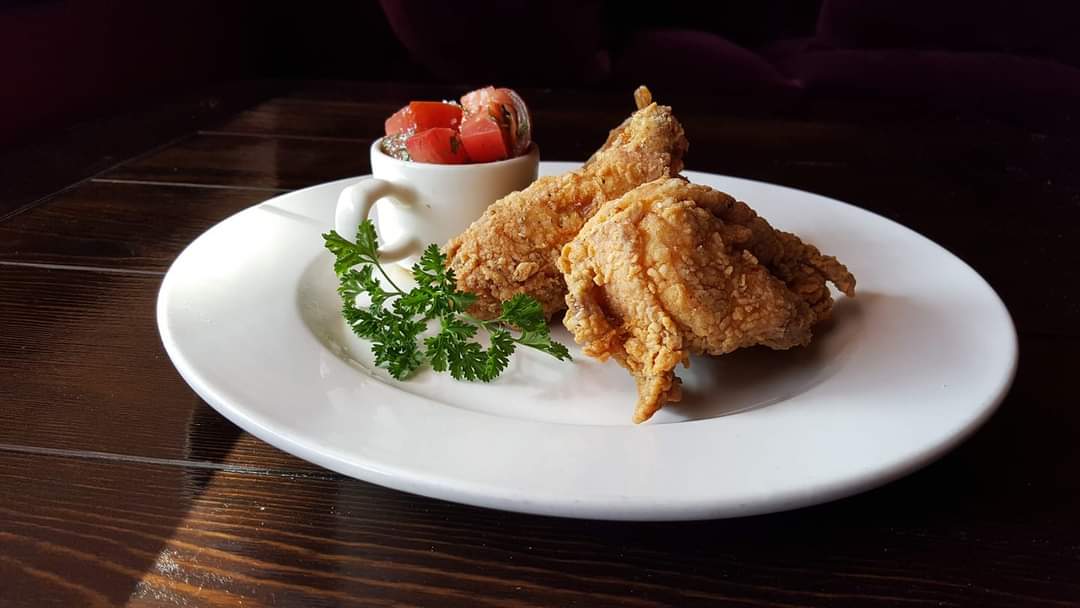 On Special Tonight!!! 

Buttermilk Fried Miller Farms Amish Chicken 

6 Pieces &amp; 4 Sides for $20
12 Pieces &amp; 4 Sides for $38

Sides included: Creamed corn, Collard Greens, Pommes Frites and Sautéed Mushrooms 

Call 📞 812-330-1111 to place an order for curbside pickup.