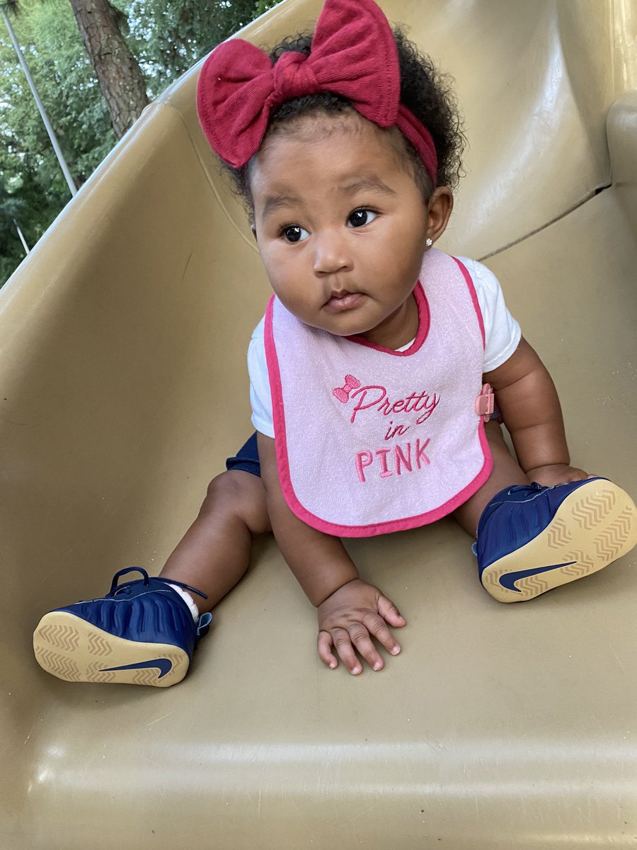 sade_amaya's tweet photo. I’ll run to the end of the world for you over and over again if I have to 🧸💓 https://t.co/gTONP7hStq