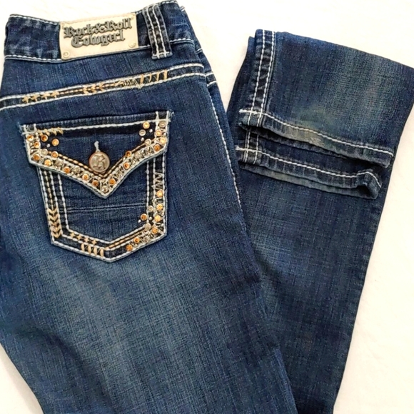KayelineHeather's tweet photo. So good I had to share! Check out all the items I'm loving on @Poshmarkapp from @jgk222 #poshmark #fashion #style #shopmycloset #anthropologie #rockrollcowgirl #seven7: https://t.co/sdrgi5GcZv https://t.co/l8Xd63aBNu