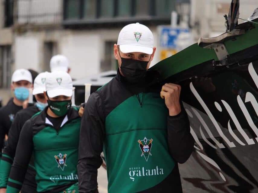 Kaiku_Remo's tweet photo. Doble cita este fin de semana para nuestra Bizkaitarra.

XVII BANDERA DEL REAL ASTILLERO DE GUARNIZO

🗓  07/08/21
⏱ 17:00
📍 Astillero 

XII. GETARIAKO ESTROPADA

🗓 08/08/21
⏱ 11:30
📍 Getaria

AUPA KAIKU, GOAZEN BIZKAITARRA!!! https://t.co/h90L4RVkJC