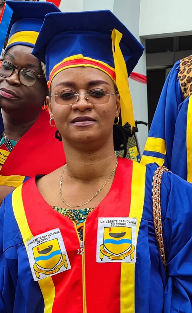 univ_cath_congo's tweet photo. Une femme, une étoile, à la tête de la faculté d’Economie et développement.
pour la toute 1ère fois dans l’histoire de cette grande université, une Dame est nommée à la tête d’une des facultés de cette institution, en la personne de la Prof. TSHIMANGA MBUYI KASEKA Claudine https://t.co/XLp37awapY