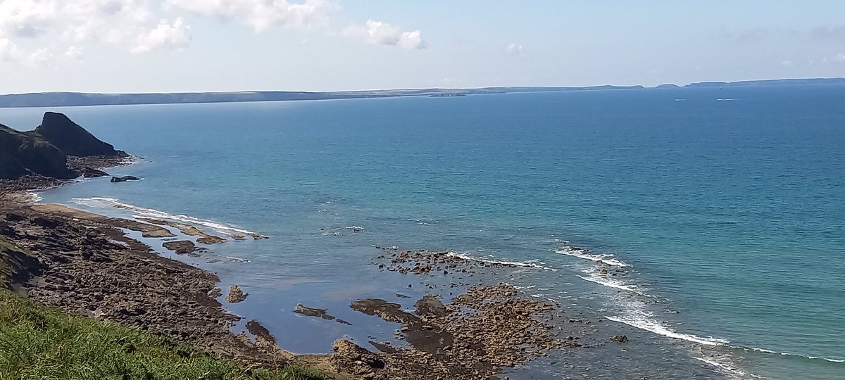 stdavidspembs's tweet image. Rickets Head 
#newgale #pembrokeshire #walescoastpath