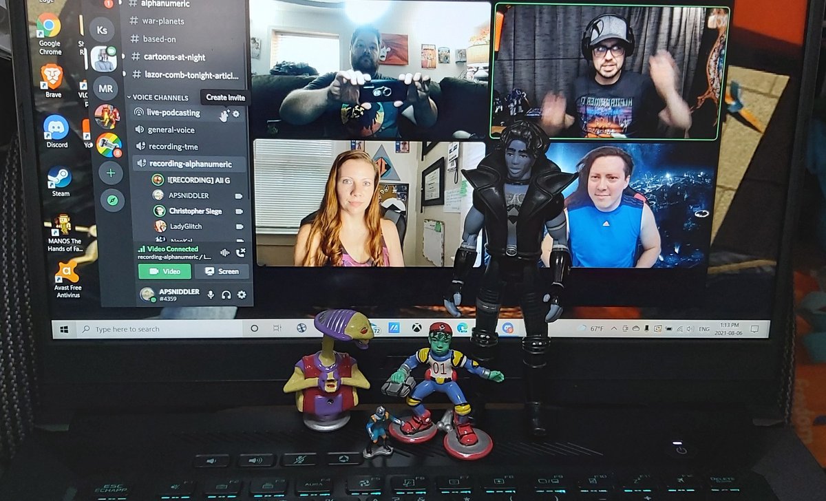 apsniddler's tweet image. We got some friends at the session today! 
#Alphanumericpodcast #Reboot #bsandp #rebootrevival #90skids #nostalgia #mainframe #ytv #warningincominggame