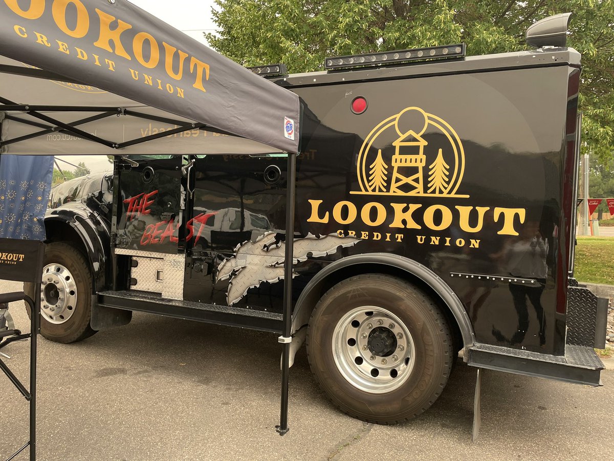 lookoutcu's tweet photo. We are here supporting the Pocatello-Chubbuck Chamber of Commerceβs ribbon cutting at Sanjuβs Country Corner gas station on South Bannock Highway.
Come over for live music, food trucks, vendor booths, and discounted gas, until 8pm!
#lookoutcreditunion
#treadfearlessly https://t.co/dno6aWaCiT