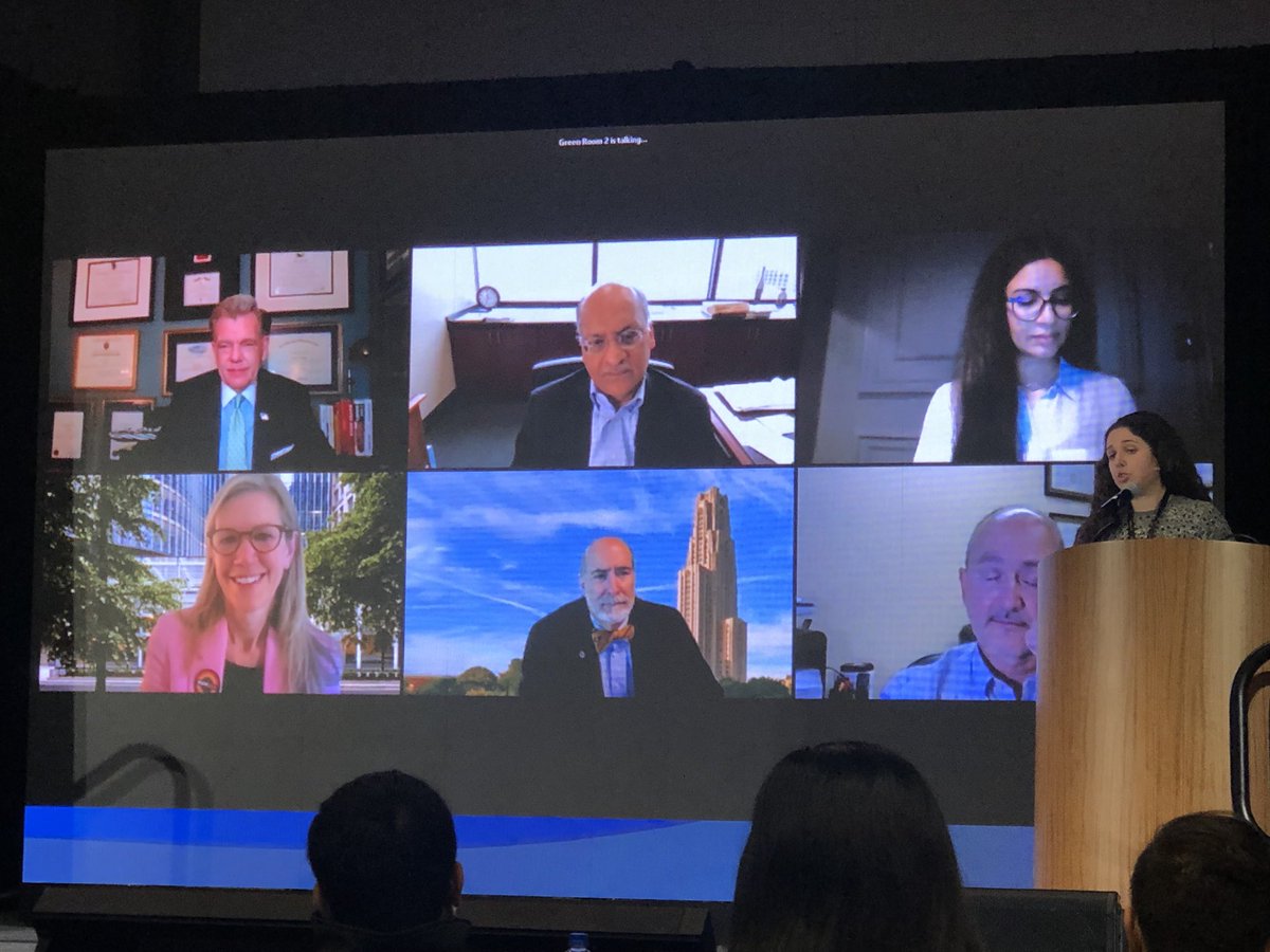 SusanQuaggin's tweet photo. My #850challenge post today to #sockittokidneydisease - such a privilege to join leaders @NBLUniv @nkf @RPANephrology @KidneyPatients @ASNKidney & hear from the superstar fellows who are the future..and will transform our field!! (+2 mi) https://t.co/vH3JvVcj8x