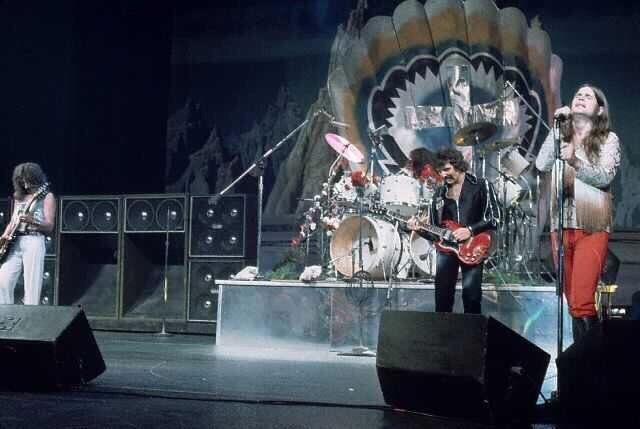 crockpics's tweet photo. Black Sabbath performing in Indianapolis, 1975 https://t.co/IFyD13C29E
