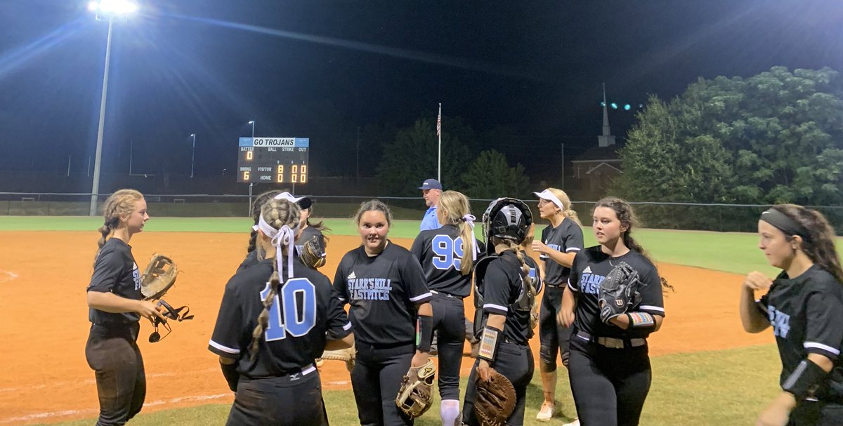 SMHSFastpitch's tweet photo. Great TEAM win to open the season! 8-0 W in 6 innings over MDS! 
@lillibackes 6 IP, 0 H, 0 BB, 15 Ks 
2-3, 3 RBI
@sydblair22 3-4 1 RBI 2 R 
@KalinBlinstrub 2-4 1 RBI 3 R 
@JuliaCliff2 1 RBI 
O. Letson 2-3 1 RBI 
#LESS 
@starrsmill @smhsprowler https://t.co/zW5Cg4VHl1