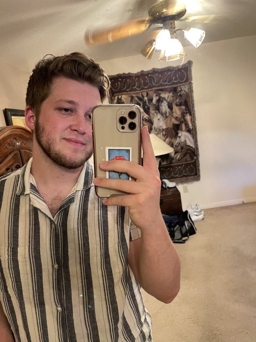 fuzzyfromyt's tweet image. FUQBOI FUZZY GOING OUT FOR THE NIGHT?? CHECK OUT THE SICK HORSE BLANKET