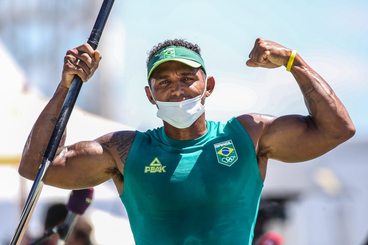 É OUROOOOOOOOO🥇

🚣🏽É DE ISAQUIAS QUEIROZ, DA CANOAGEM VELOCIDADE
🇧🇷É DE ISAQUIAS QUEIROZ, DO BRASIL

Isaquias fica em 1º na final da prova C1 1000m e conquista sua quarta medalha olímpica!

Brabo💚💛💙🤍

#TimeBrasil   #CanoeSprint #JogosOlimpicos #Tokyo2020 

📸Miriam Jeske/COB