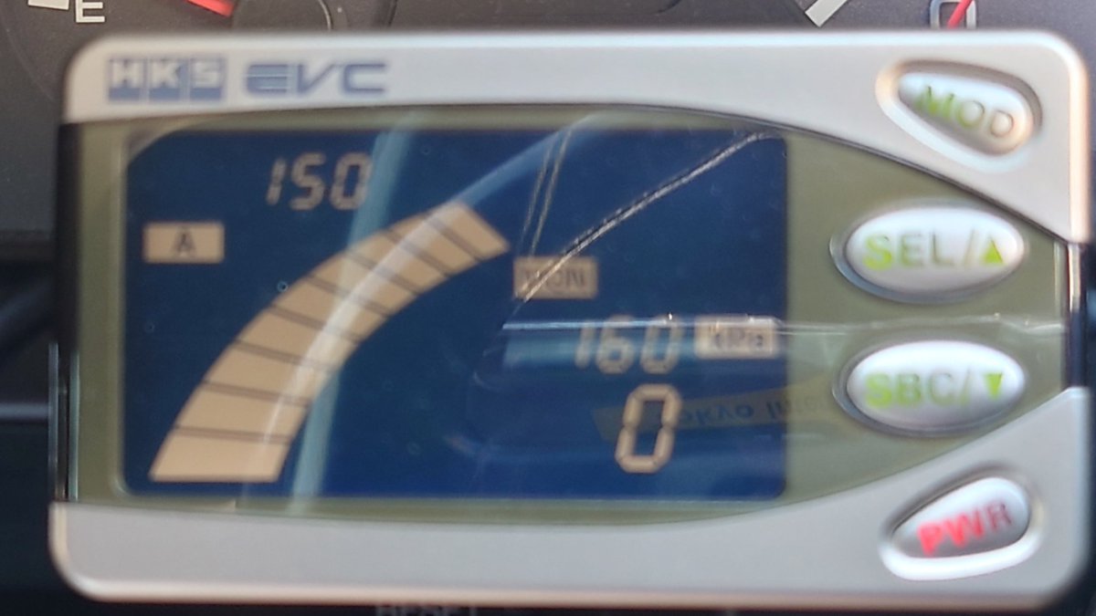 GIGAMAX25_390ps's tweet photo. 暑くなる前にと、
05時から起きてNo.1気筒目の不爆修理💦
プラグを換えても不爆(>_<)…コイルかぁ~?と1番2番のコイルを入れ換えて1番復帰の2番不爆(>_<)
早速コイルをポチりました‼️
#BNR32,#BNR,#GT-R,#RB26,#TO4R https://t.co/kF3t7yDKwB