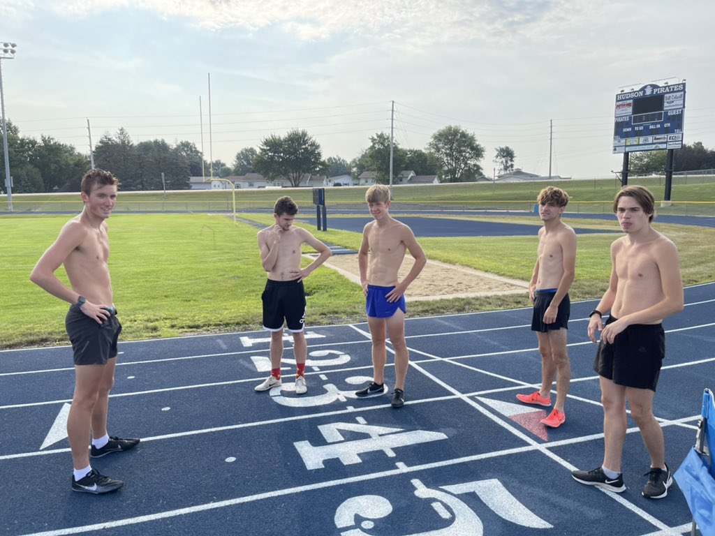 RedTailTrackXC's tweet photo. Week 1 for XC is in the books!  🔋🔋🏃🏼‍♀️🏃🏽‍♂️Time Trial was 🔥 🔥 #redtailsrising https://t.co/GsZ35S52t3