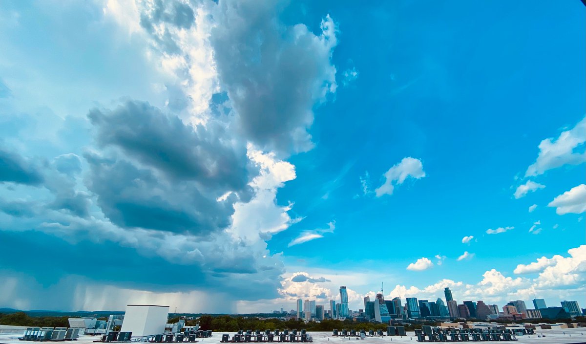 DMillsish's tweet photo. @harrywx1999 @KXAN_Weather same https://t.co/XT6Ikp40LG