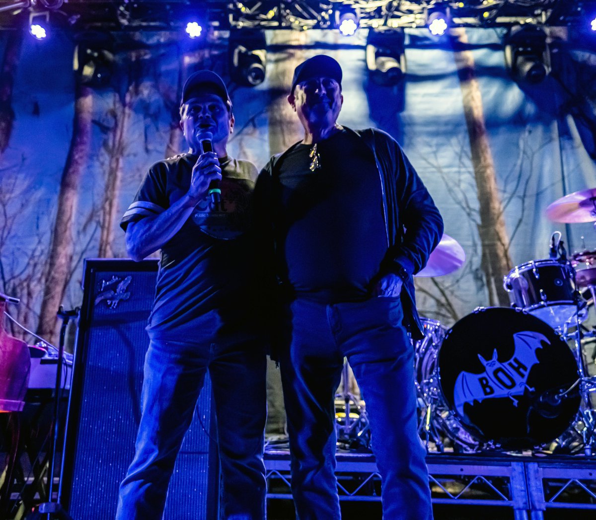 MetroChicago's tweet photo. Last weekend, we were able to thank Congressman @RepMikeQuigley for his steadfast support of the #SaveOurStages movement that became industry-saving legislation.
⁠
Photo by @SteveSymPhoto https://t.co/HamtaS91MV