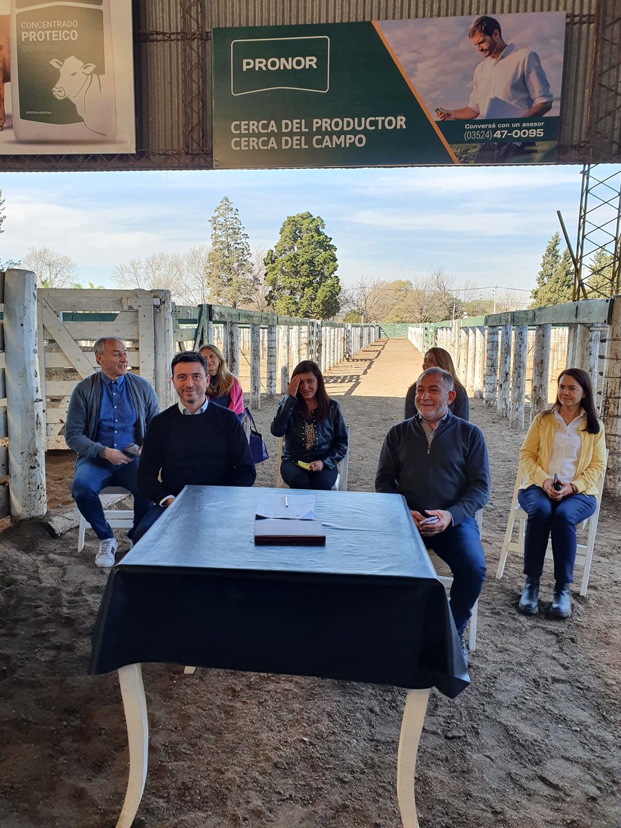 ¡Para ponerle Freno al Kirchnerismo! 
<a href="/ljuez/">Luis Juez</a> SENADOR 
<a href="/rodrigodeloredo/">Rodrigo de Loredo</a> DIPUTADO 
#CambiandoJuntos🇦🇷