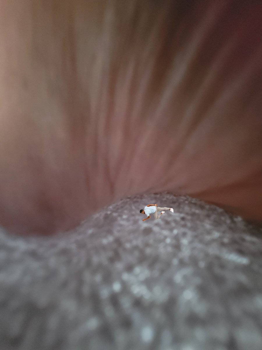Goddessofdesir4's tweet photo. I caught a pic of my Tiny sleeping under the arch of my foot, safe and sound, in my sock!!!!

Custom Giantess content creator!
DM all BUSINESS inquiries🥰

#sizetwitter #giantess #goddess #shrink #sizedifference 

https://t.co/nAD9Y0T0Rb https://t.co/YNKlAjVnYt