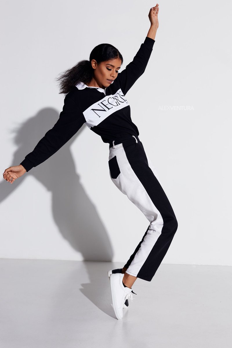 valexv84's tweet image. When you can't decide so your whole outfit is split. 

Published in Luxia July 2021
Model: Ciana Ibanez
Location: Altered Visions Studio
Edited with NBP Retouch Tools
#fashion #highfashion #nbpretouchtools #alteredvisionsstudio #portraitphotographer #studioportrait #canonportrait