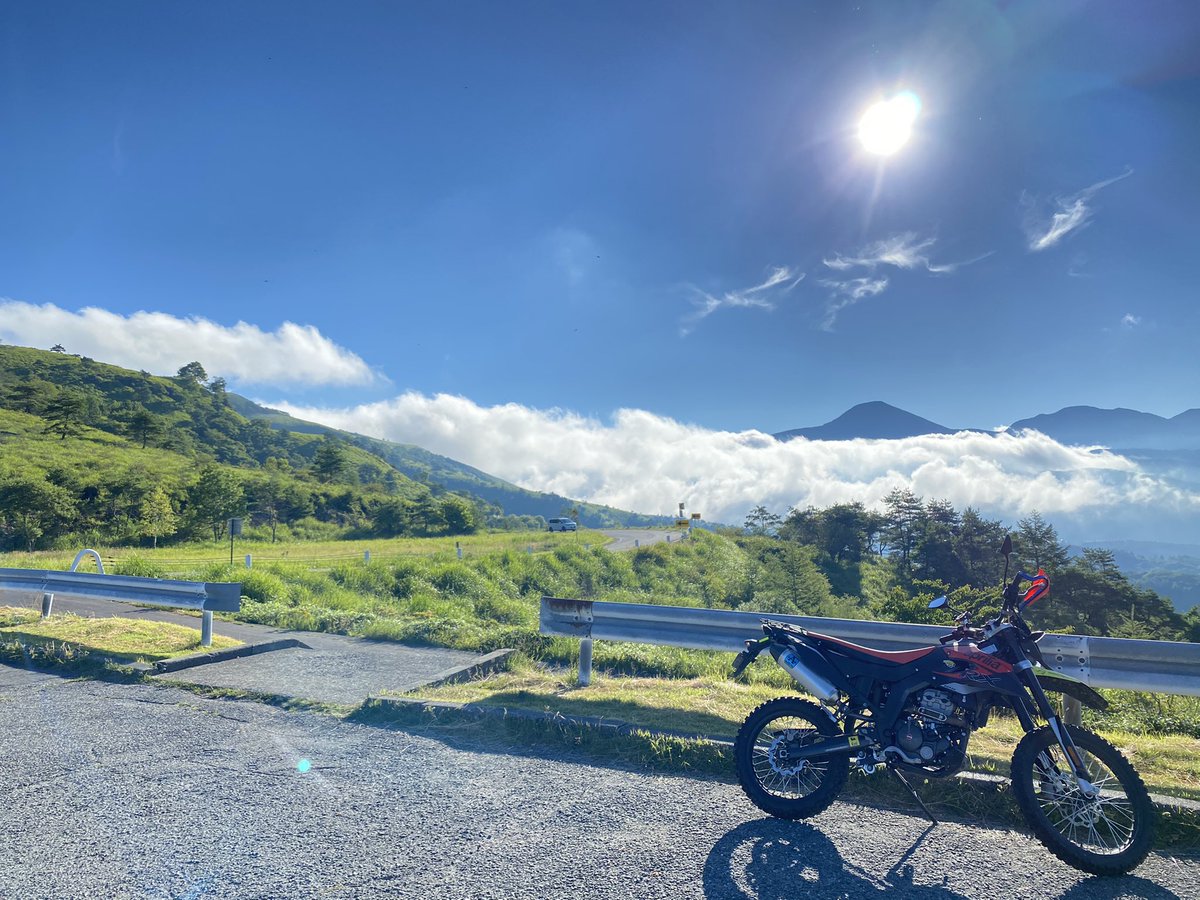 Geno_Org's tweet photo. 初めての朝ビーナス
朝練？勢がいて少し気遣うけど、車少なくて快適

雲海チャレンジは失敗しました https://t.co/eHd7TdPPnI
