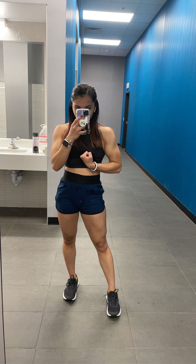 rachel_paj's tweet photo. My body confidence is always flip flopping but today I’m feeling good. And here are some other days I was feeling good https://t.co/tuIF5B1kC2