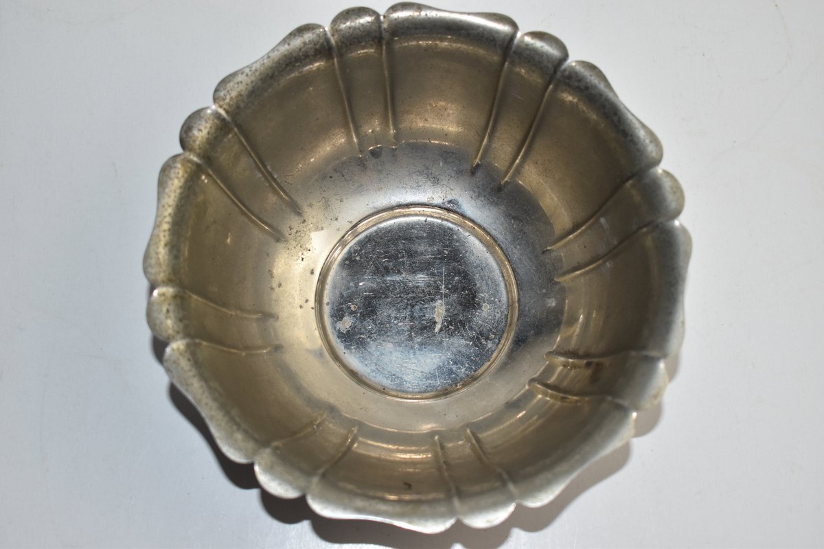 Wisdom_Lane's tweet image. Collectible Tiffany &amp;amp; Co Silverplate Ruffled Or Scalloped Edge Bowl Silver Color Potpourri Bowl Centerpiece tuppu.net/d48b3256 #WisdomLane #Etsy #SilverColor