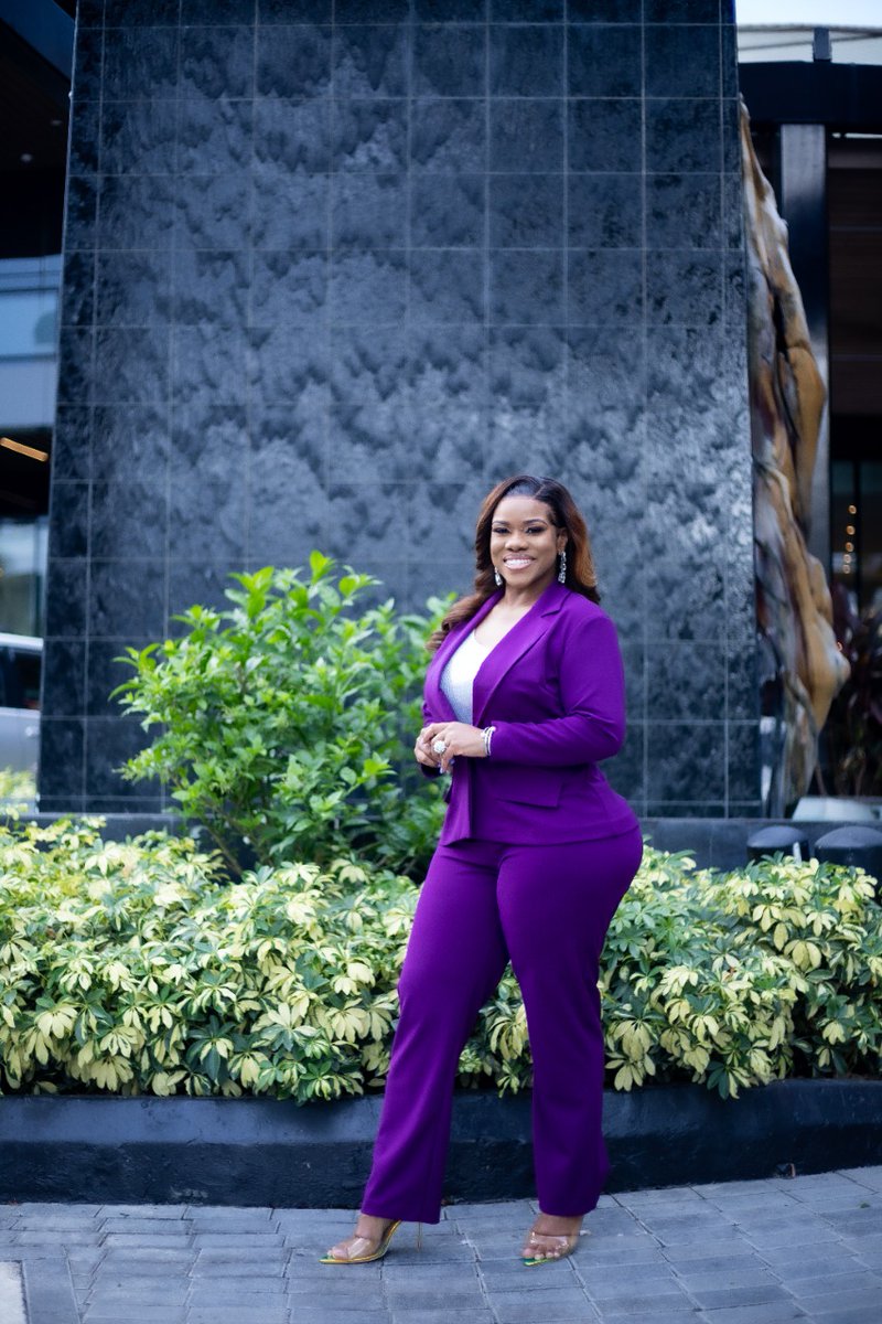 fluffymisskitty's tweet photo. #TeamMissKitty, today's #DivaPositive quote is :: "The people who are doing what you want to do - the ones at the top of your field, the ones you look up to - all started right where you are now. They all had their own trials and obstacles. The only....
https://t.co/3pNHCnwOn0 https://t.co/nG5gMRfoY2