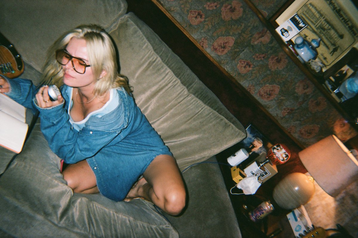 GraceMcKagan's tweet photo. in the gradual process of making my first album :)! https://t.co/AQJbf2j6NA