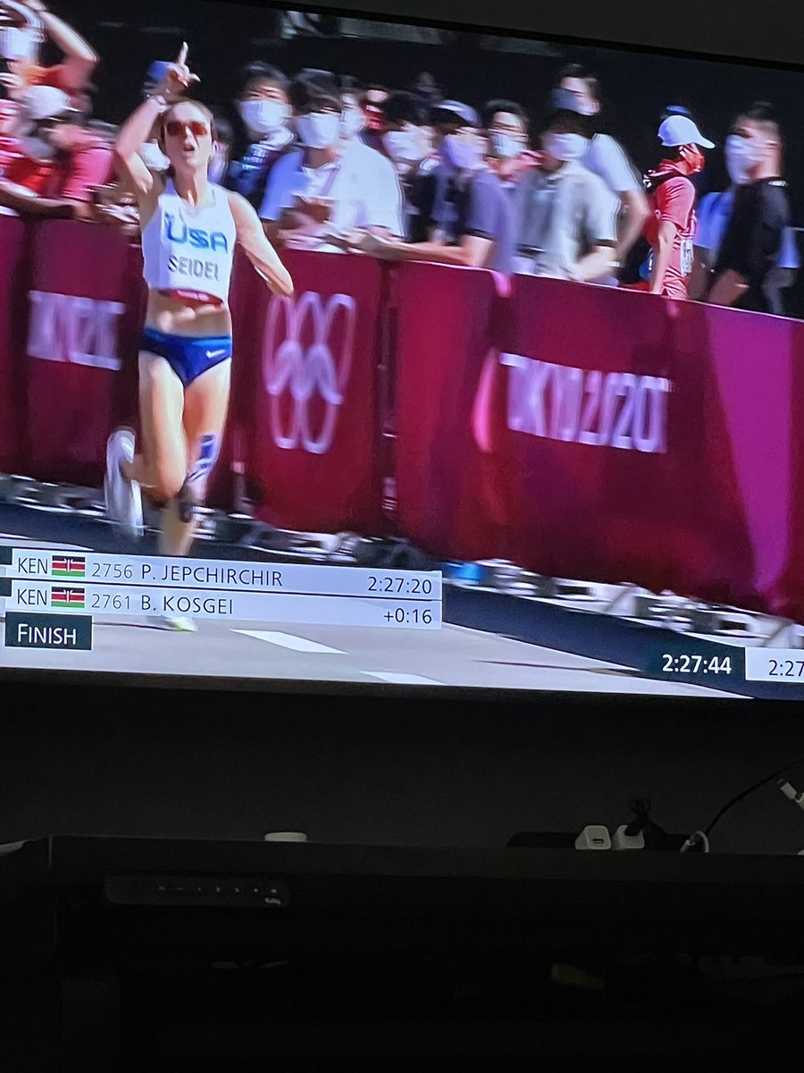 adguy007's tweet image. When you believe in yourself! @mollyseidel you medal in the Olympic marathon Congrats!