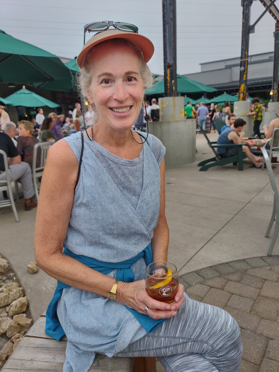 LoraHelou's tweet photo. #mysignaturemove: getting not beer at a brewery. https://t.co/CkuiASOUhb