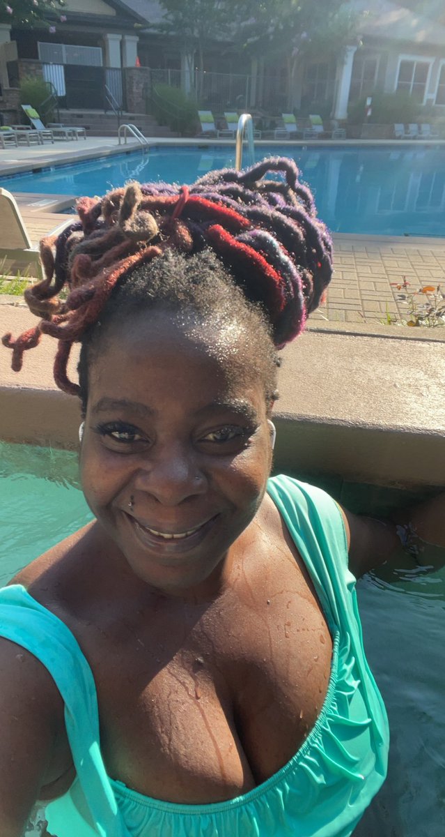 SanchiaDivine's tweet photo. I am basking in my element π¦
#sanchiadivine #livelifeinspired #divinedosage #divineessentials #sanchiadivineessentials #infinitepossibilities #divinelyguided https://t.co/hTNrmXd1n4