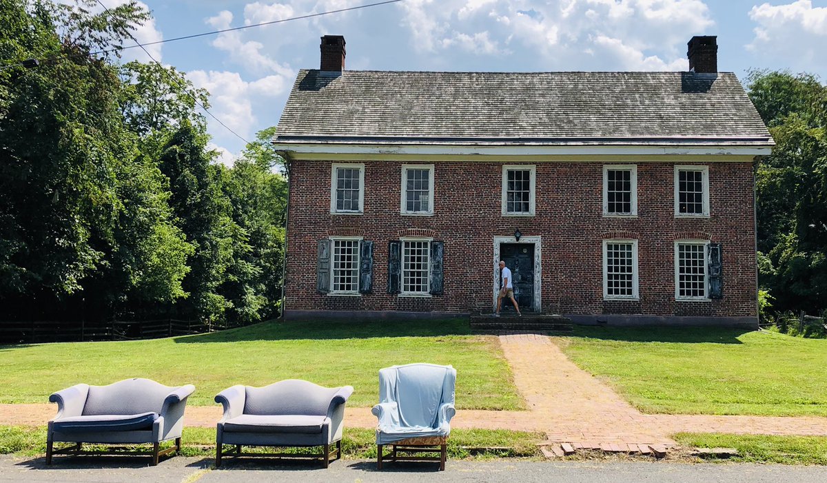 habdevoogd's tweet photo. Tourist in our home state #NewJersey #SomervilleNJ . Visited the Dutch @WallaceHouseODP , home of Jacob Hardenbergh, a founder & first president of Rutgers @RutgersU @meijer_mark #OnboardingInTheUSA 🇺🇸 #DutchRoots https://t.co/k7KCjGQz0I