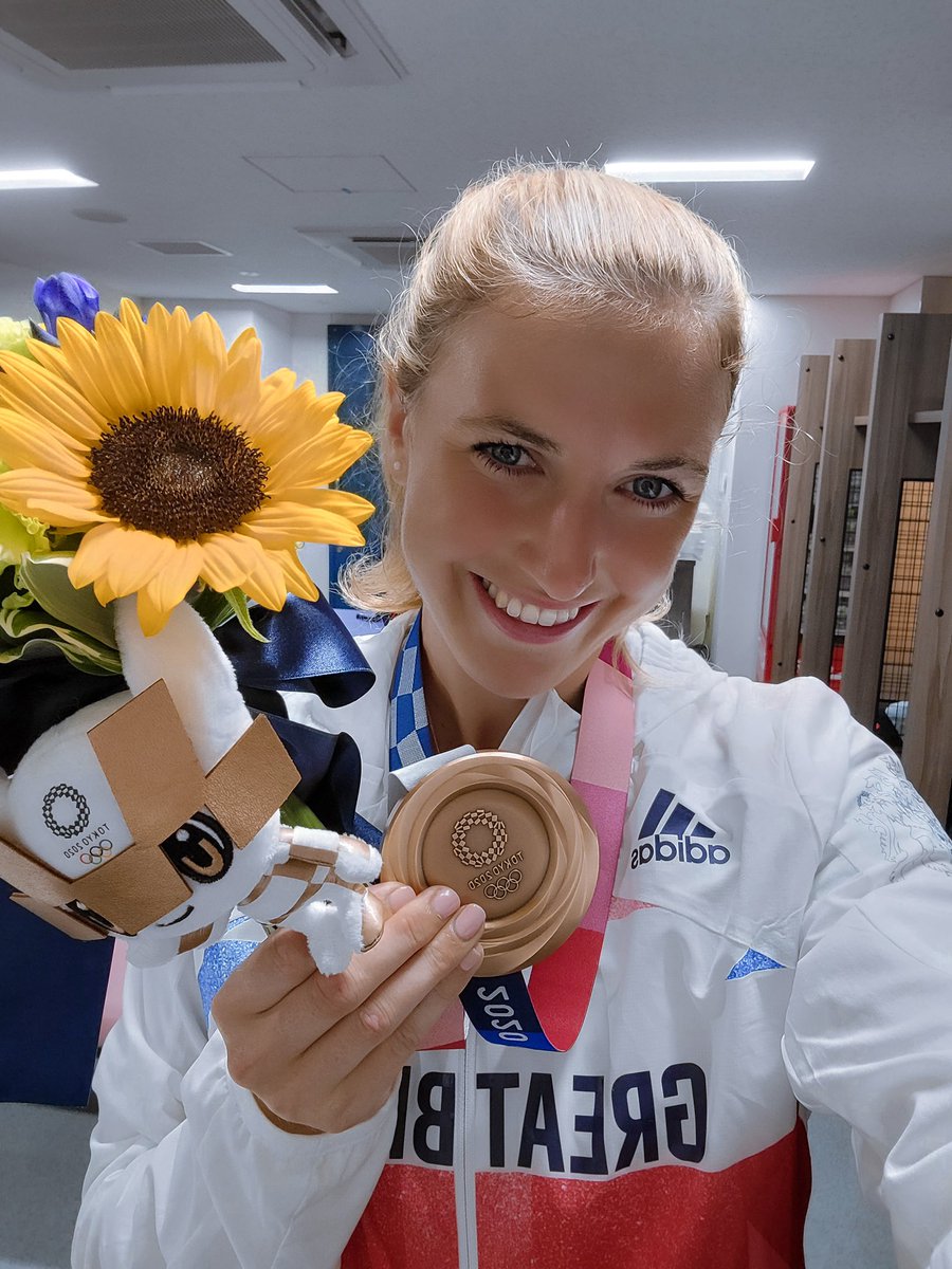 What just happened 🥉😅

#tokyo2020 #olympics