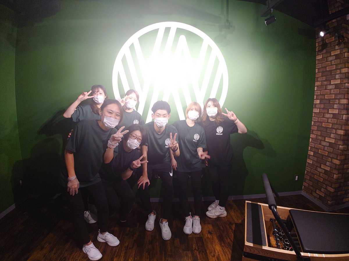 torinawae0719's tweet photo. 8/7
WECLE神戸元町店へ
関西1号店オープンおめでとうございます🎉㊗️
窪田店長ありがとうございます。🤗
良い頭と体の運動になりました。
記念撮影もありがとう🤓
#ピラティス専門店
#ストレッチピラティス専門店
#ウィークル
#WECLE
#神戸元町店 https://t.co/L3eDsWwL5H
#ドクターストレッチ
#FUBIC https://t.co/rAsIrFhCWV