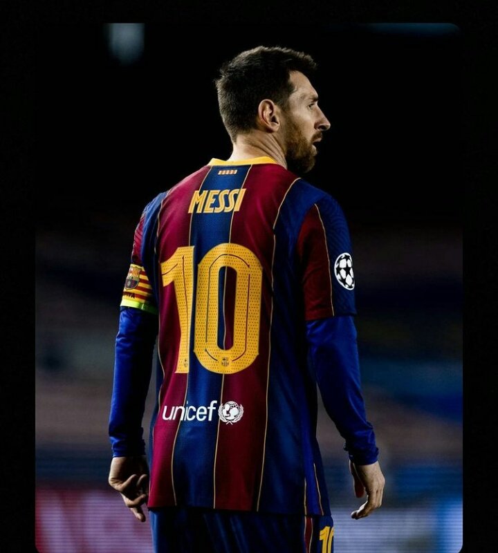 برشلونة اتخد القرار الصحيح برحيل نجمه الأول ليونيل ميسي، وأعتقد أنه سيؤثر إيجابا على الفريق، كون الإعتماد على لاعب واحد لن يخدم المنظومة، بل سيعزز فشلها على مستوى الألقاب