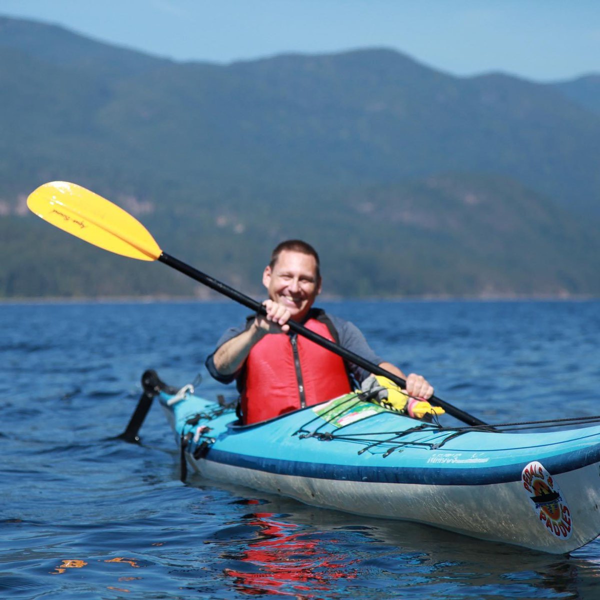TalaysayTours's tweet photo. Sharing the story of chainku, the double headed sea serpent, with Avi, Kim and Liz in Sechelt Inlet. Our Shishalh people call this water ?alhtulich #avilewis #ndpcandidate #leadership #sunshinecoast https://t.co/tlKXFyXZLF