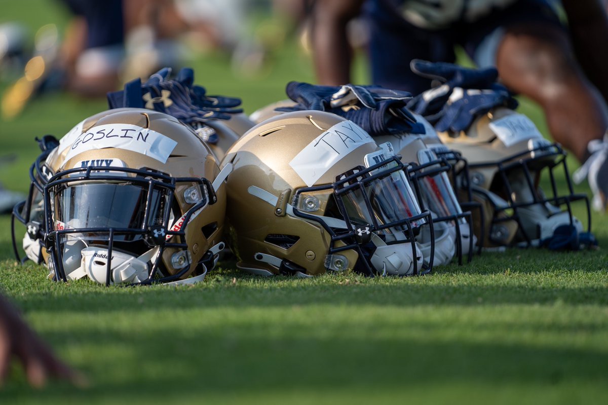 NavyFB's tweet photo. Football is back!

#GoNavy https://t.co/okP7jetyaj