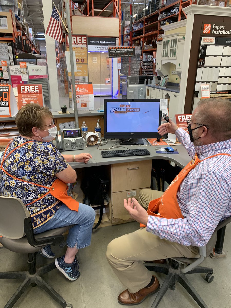 veronica tweet media