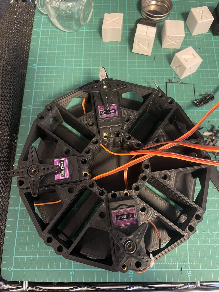 B_SKY_Lab's tweet image. インサートナットをまとめて入れておく作業をようやくやります
#Rospider