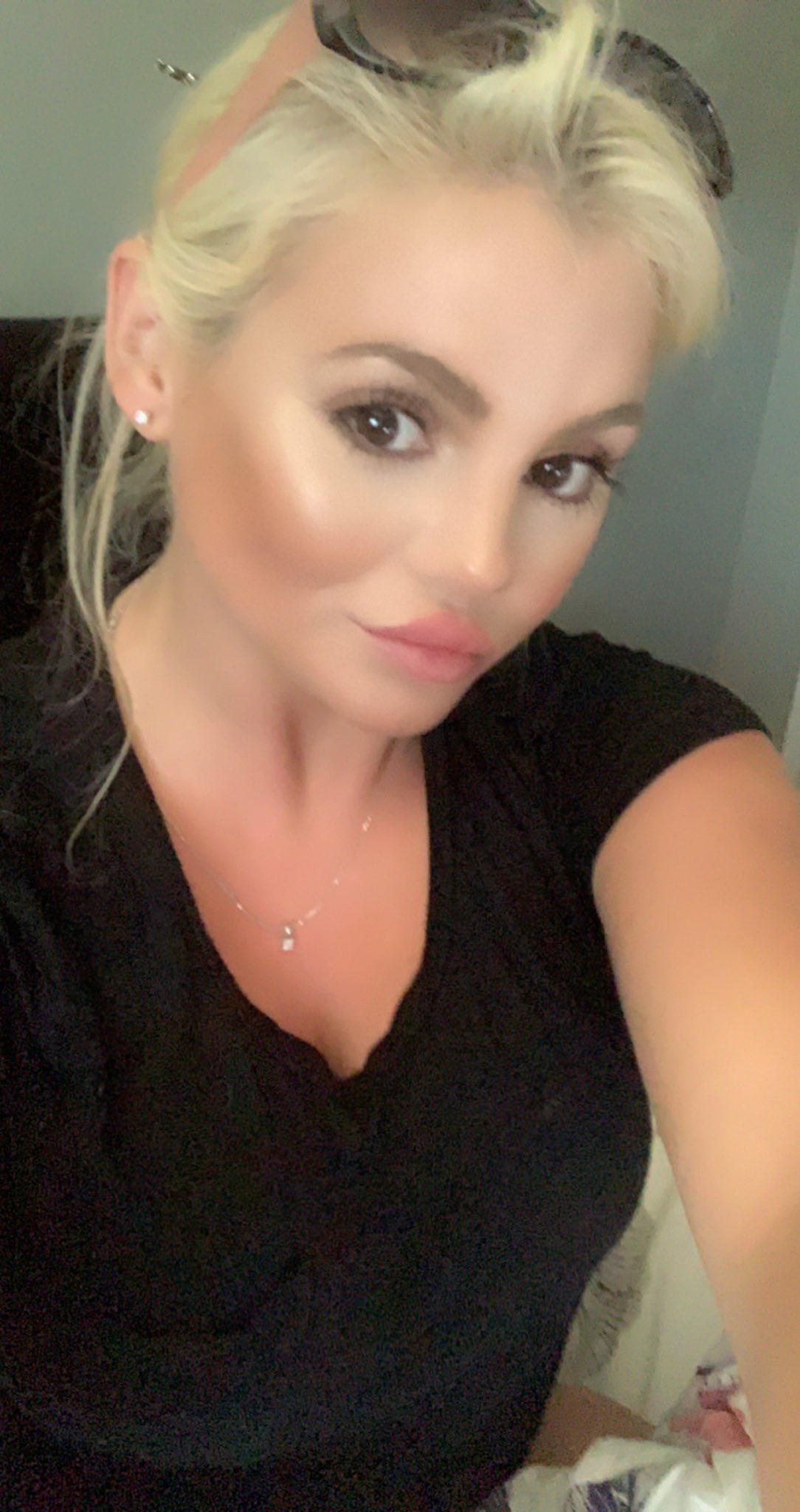 Katy Jayne on Twitter "I’m catching up on Love Island and responding to my DM’s on onlyfans