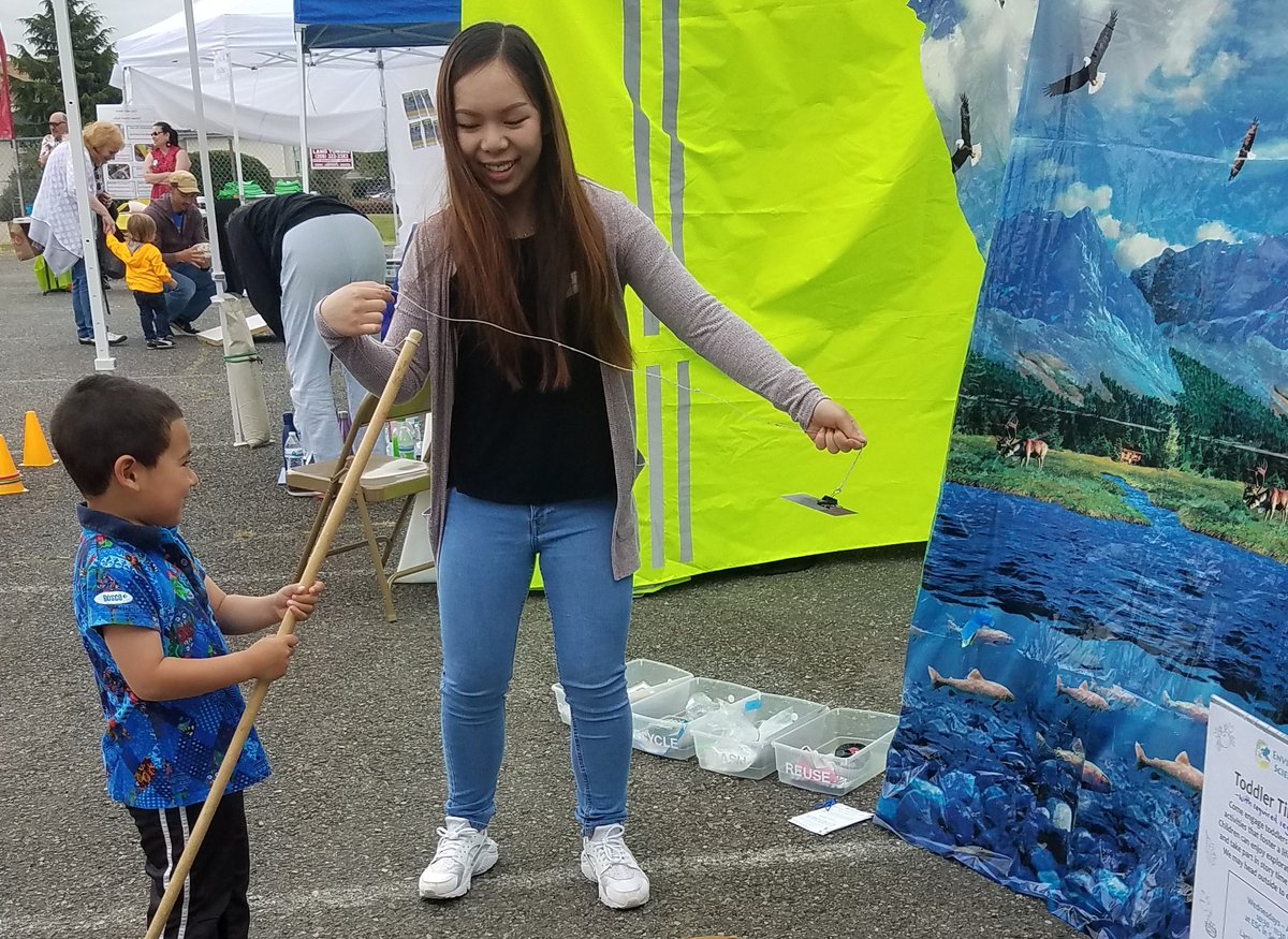GO FISH with us at the fest Saturday!!! Duwamish River Festival  12-5 pm  South Park Plaza
duwamishcleanup.org/duwamish-river…