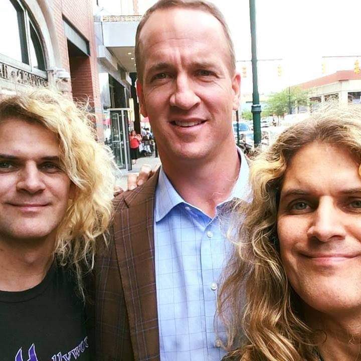 Congrats to Peyton Manning on his Pro Football Hall of Fame induction! David gave him guitar lessons in 2000. Definitely times that we won’t forget. Daren and David Rok Hollywood <a href="/RisingStarIndy/">Rising Star Photo</a> <a href="/HollywoodTwinz/">Daren & David Short</a> <a href="/Colts/">Indianapolis Colts</a> <a href="/JimIrsay/">Jim Irsay</a>