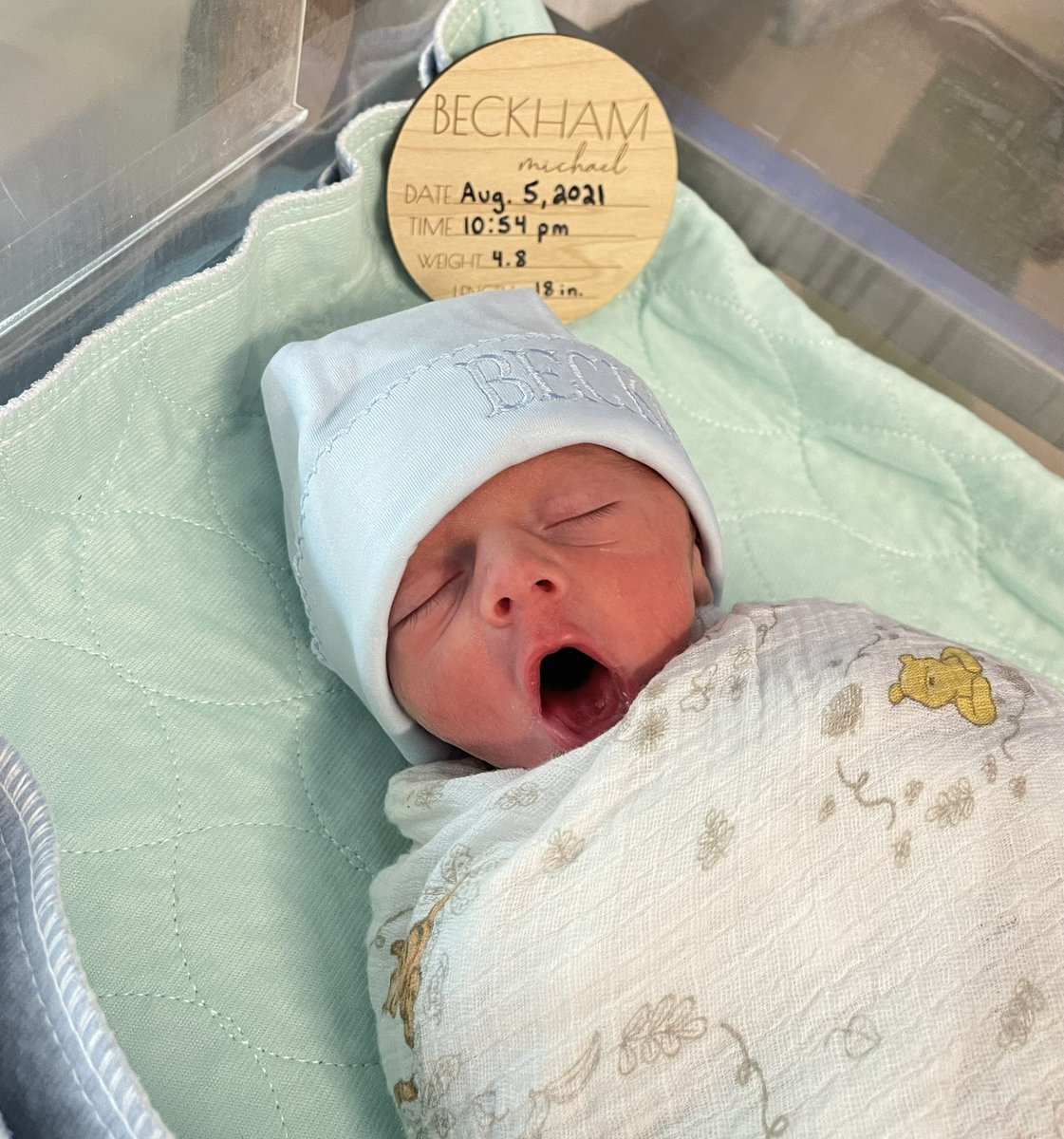Michael_Pittman's tweet photo. Iβd like to say Iβve had some pretty cool moments in my life so far, however, none come close to this one. Welcome to the world Beckham π #BabyBeck #Dad https://t.co/JrPTuoDtjq