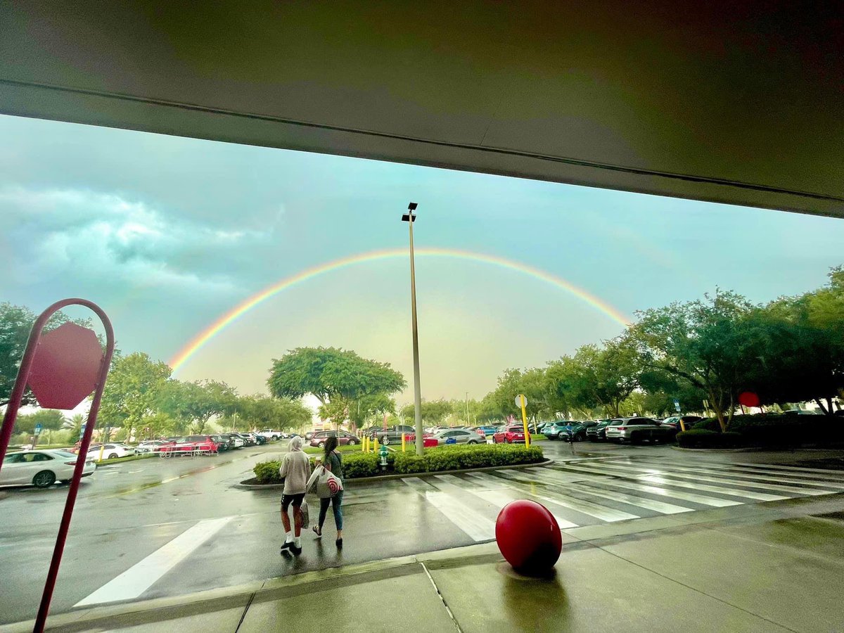 Mr. Weatherman tweet media