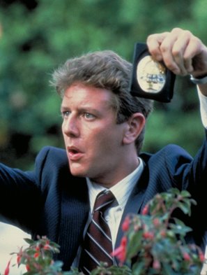 halogirl22's tweet image. I swear I feel.like ive watched Judge Reinhold grow up in front of me. His teen years in Fast Times his career in Beverly Hills Cop and now his journey through parenthood in Vice Versa and I've loved every second😁❤ #ViceVersa1988
