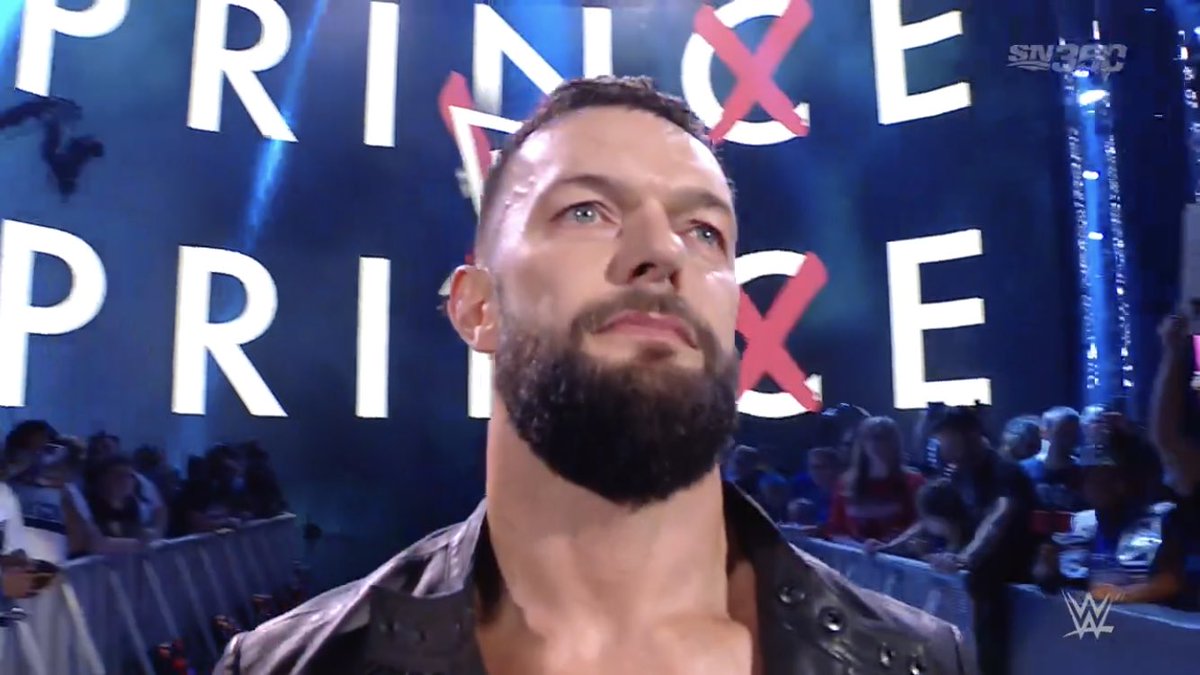 devittsourcenet's tweet photo. #SmackDown #SmackDownOnFox #FinnBalor #FergalDevitt #ThePrixe #BálorClub (@FinnBalor) https://t.co/ANh5YFOK32