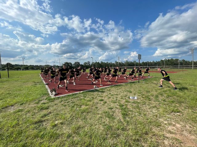 D CO, 73rd Ordnance Battalion conducting physical fitness. Although COVID-19 presents challenges we remain the most adaptable and ready for any challenge that may come our way. #winningmatters #goordnance @Allda_smoke_Ish @AllenderIsaac @brown_clydea @EODArmyGuy