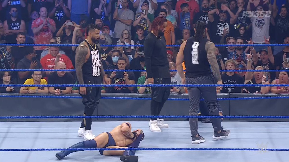 devittsourcenet's tweet photo. #SmackDown #SmackDownOnFox #FinnBalor #FergalDevitt #ThePrixe #BálorClub (@FinnBalor) https://t.co/6EdahIawMO